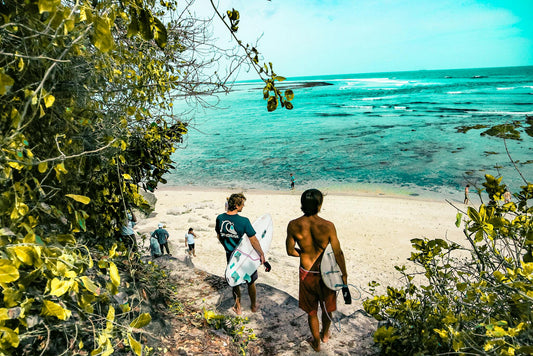 Sustainable Surfing: Protect the Oceans While Catching Waves - Kaspian