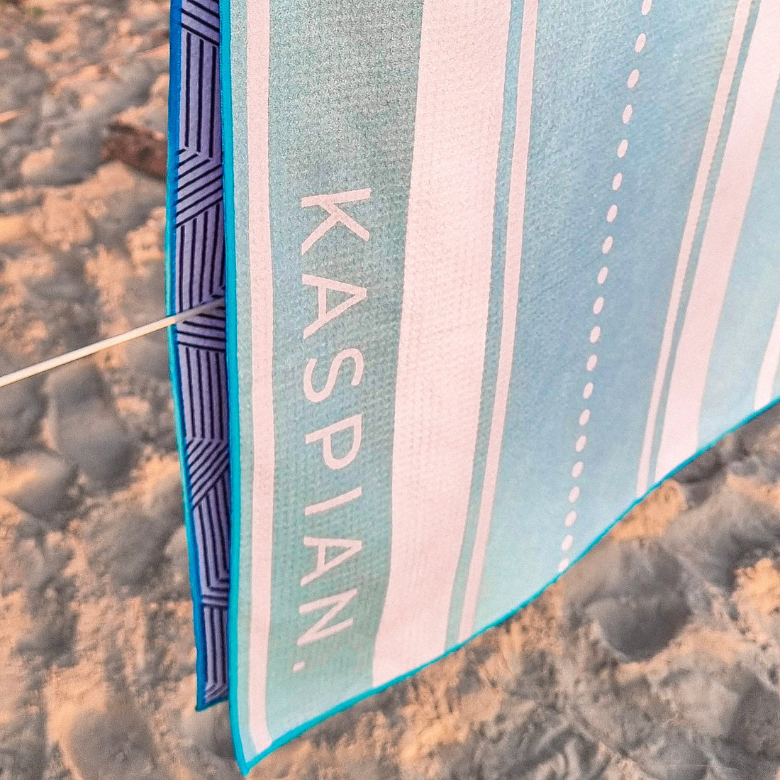 Unlock the benefits of sand-free beach towels - Kaspian