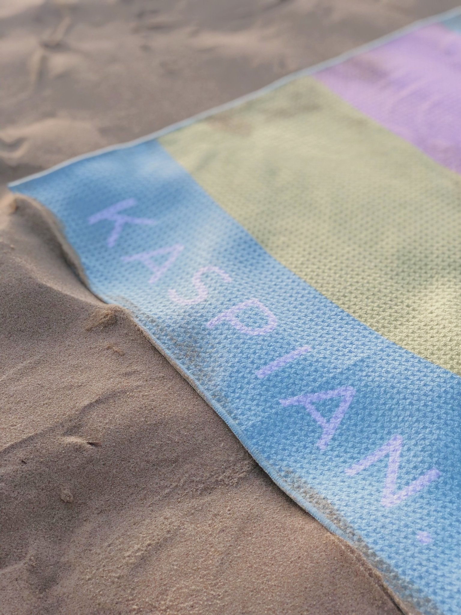 Byron Beach Towel Sand Free - Kaspian